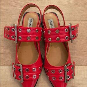 Steve Madden Red Patent Pointed-Toe Slingback Flats with Grommet Buckles